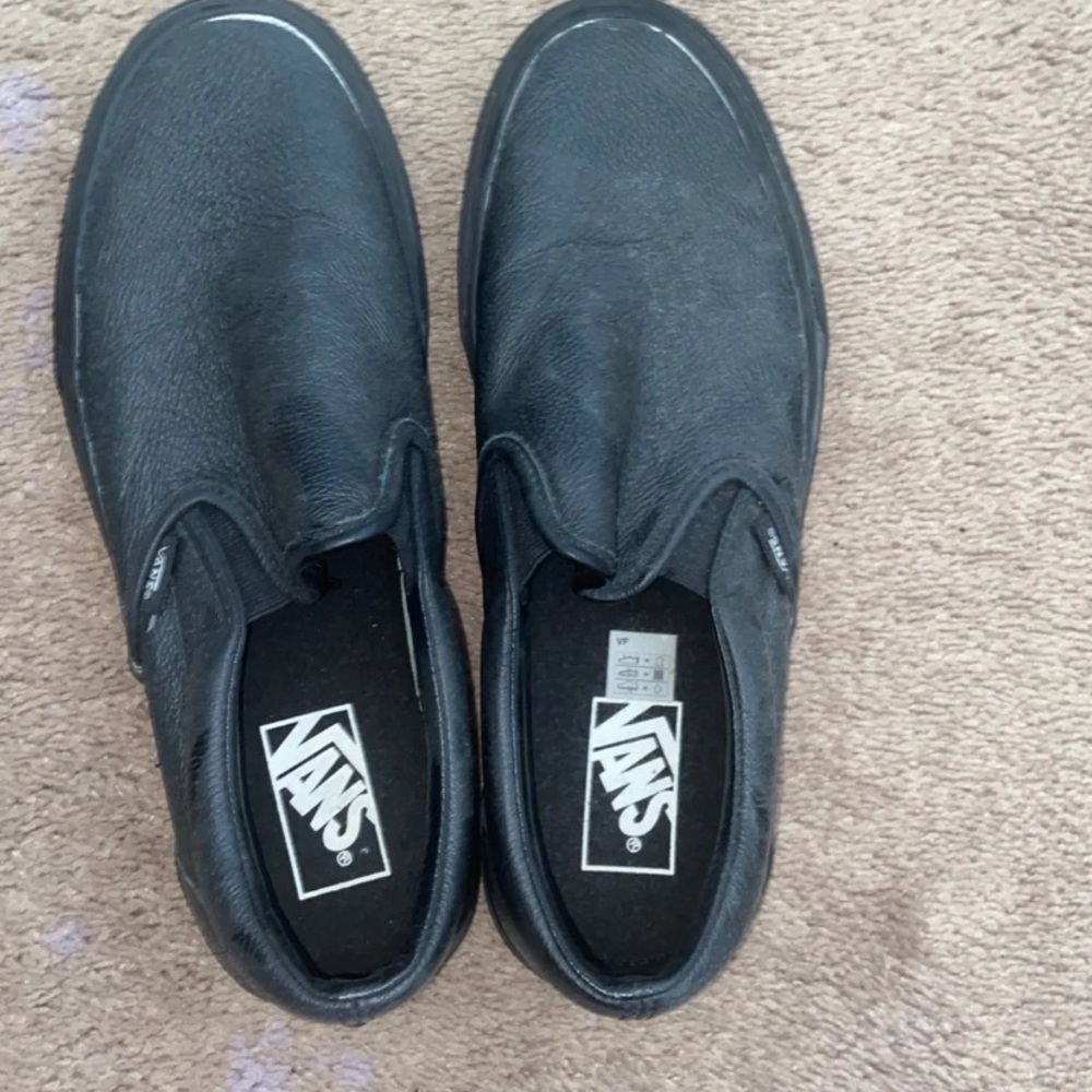 Vans - Picture 3 of 3